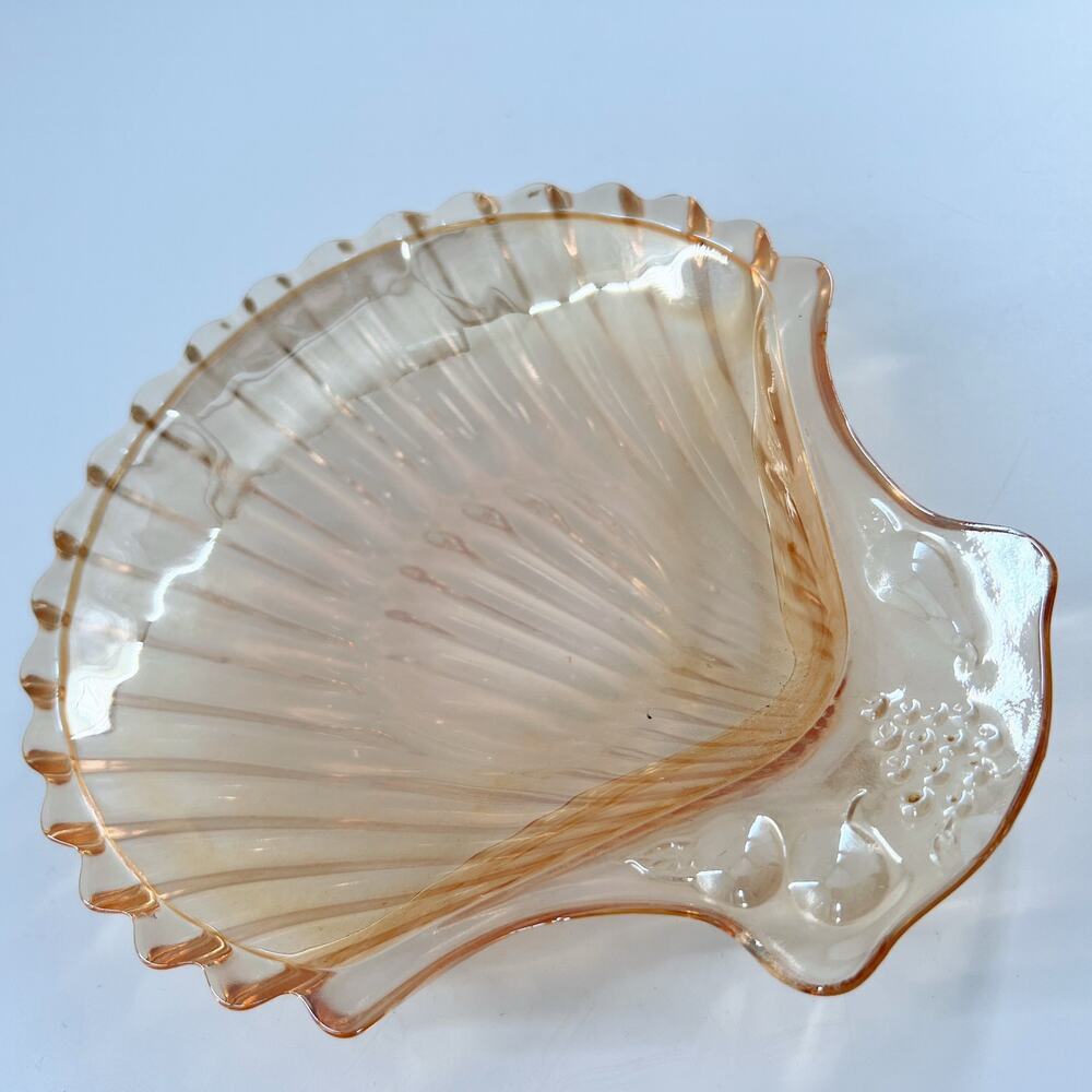 Vintage Marigold Carnival Glass Shell Trinket Soap Dish - Picture 2 of 5